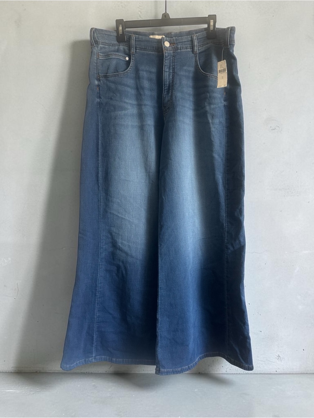 Pilcro Wide-Leg Ankle Jeans — Blue Fade